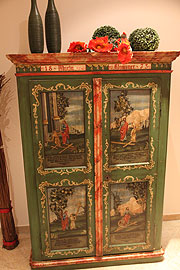 alter Bauernschrank der Urururur....Großmutter aus dem Jahr 1873 (©Foto: MartiN Schmitz)